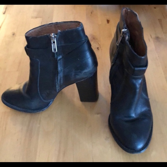 Madewell Black ‘Sammie’ Ankle Booties - Picture 3 of 7